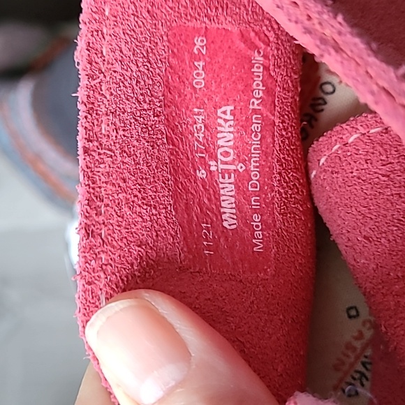 Minnetonka Front Strap Infant Bootie EUC size 5 - Picture 7 of 8